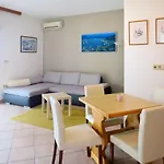 Apartment Nika - Lov307