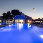 Palm Park Hotel