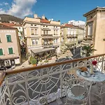 Apartments Villa Devana