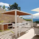 MODENA MARIS-new swim-grill-relax-jacuzzi apartments