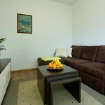 Cool & Charming Apartment