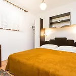 Apartment Robi