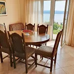 Seaview Apartment With Balcony And Terrace Barac
