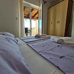 Apartman Karmen