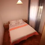 Kety Beautiful Apartment 100 Meters To The Beach