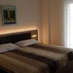 Apartmani S Dvije Spavace Sobe 4 Osobe