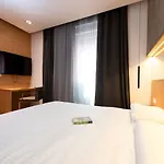 Beachfront Apartment Rosa Del Mar Jardin