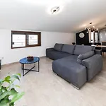 Apartman Gulin