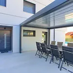 Villa Dama