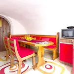 Charming 57 M² Apartment In Skrpcici With Terrace