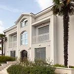 Luxury Apartments Vila Carissa