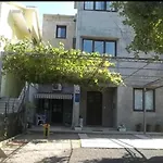 Studio Apartman Nina