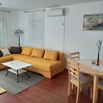 Zobic Family Apartments