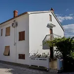 Apartment Ante Kampor
