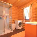 Chalet Mit 7.000 M2 Land Und Wunderschoene Aussicht