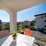Apartments Lazaric