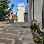 Schreng Apartments