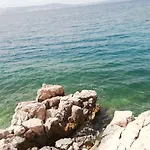 Angelu Namai