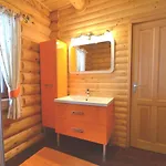 Chalet Mit 7.000 M2 Land Und Wunderschoene Aussicht