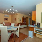 Apartment In Dramalj 41531