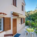 Apartment In Mali Losinj 15009