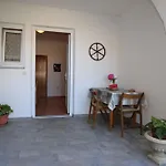 Apartments In Silo/Insel Krk 13454