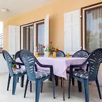 Apartment In Silo/Insel Krk 13510