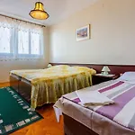 Apartments Ivica
