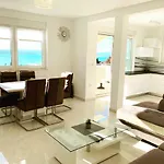 Luxury App Anna