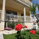 Apartment Anica