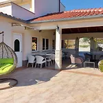 Studio Apartments Peric Rab