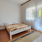 Apartmani Malinska