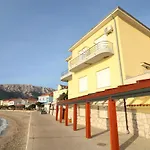 Apartment Seaside With Balcony And Sea View