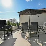 Villa Burra