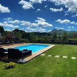 Zoe Luxury House