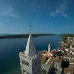 Sea View Apartment With Big Terrace / 2 Rooms