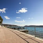 Sea View Studio With Kitchen, Balcony& Aircon