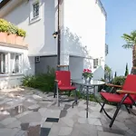 Little Apartment Anja Near The Sea