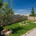 Villa Mia