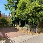 Villa Varglien, Apartment With Garden Place