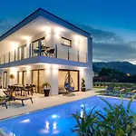 Villa Supernus II With Heated Pool