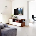 Lola Apartment