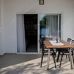 Apartment Green 3