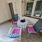 Klenovica Beach Guesthouse