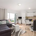Summer Breeze Apartment With A Pool