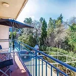 Apartment In Crikvenica 38031