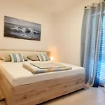 Apartment Lucija