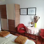Apartman Mira