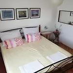 Apartman Mira