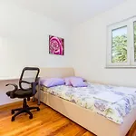 Apartment In Crikvenica 41514